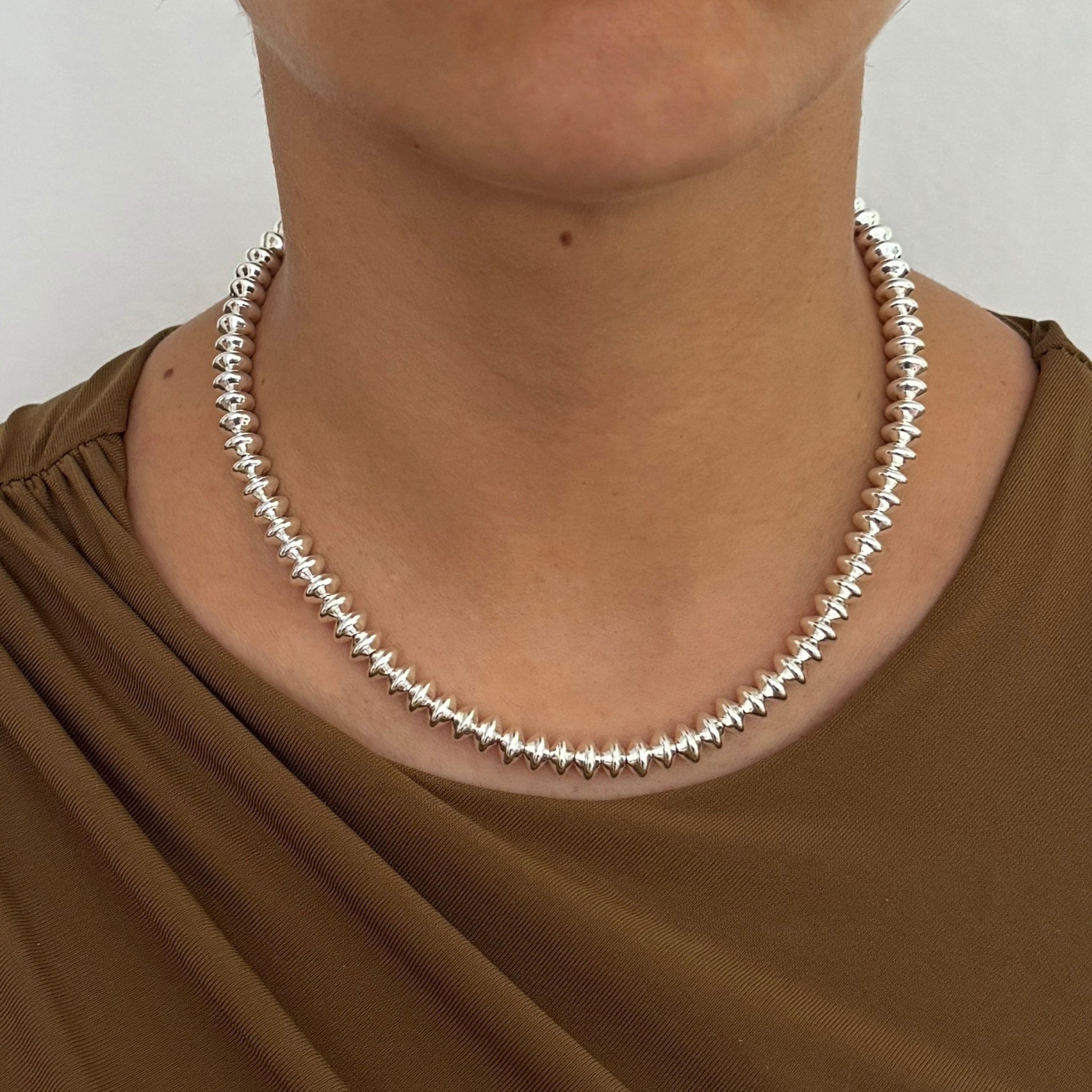 Zinnia Beaded Necklace – Azzú Zinnia Beaded Necklace – Azzú